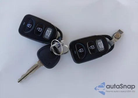 2018 Hyundai Elantra Sel z USA, uszkodzony, nr VIN 5NPD84LF4JH381986